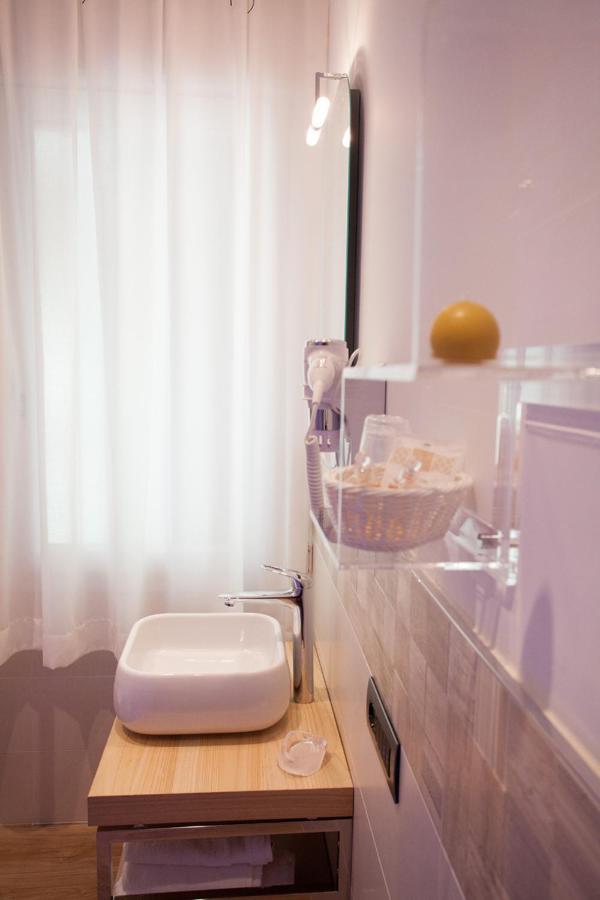 Casa Di Lucia Bed & Breakfast คิออกเจีย ภายนอก รูปภาพ