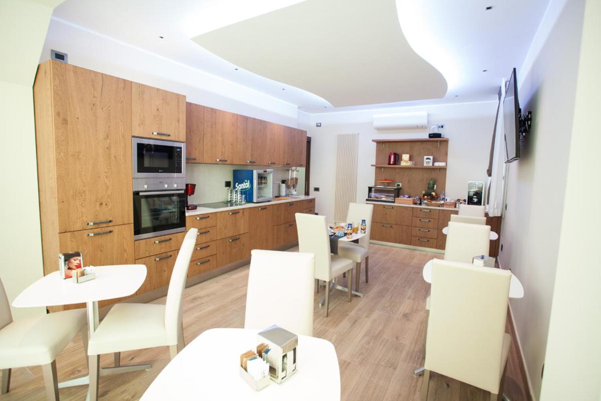 Casa Di Lucia Bed & Breakfast คิออกเจีย ภายนอก รูปภาพ